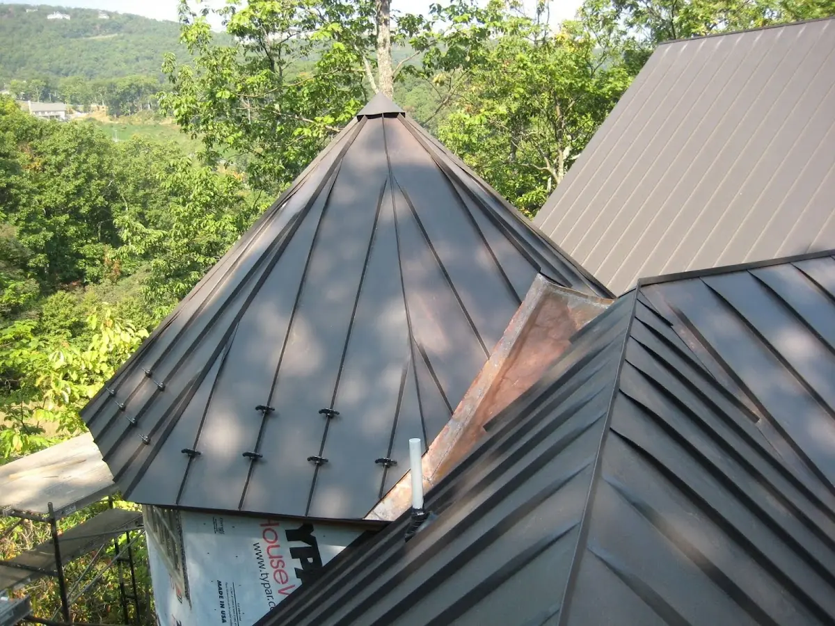 Professional Roof Tarp Installation by Craftsman Roofing in Windsor
